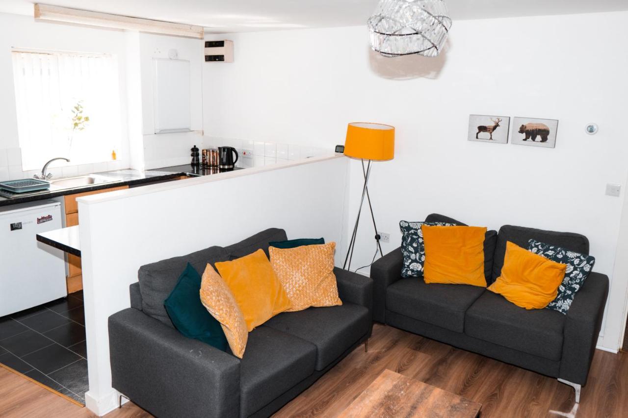 2 Bedroom Apartment Liverpool Hosted By Seren Property Exterior foto